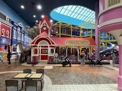 Woodbine Mall & Fantasy Fair photo 3