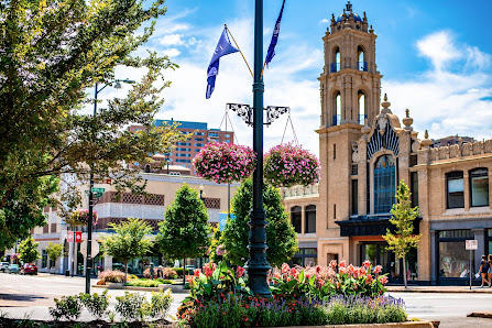 Country Club Plaza photo 1