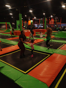 300 Main Street Market Place photo 2