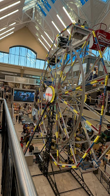 Shopping mall photo 4