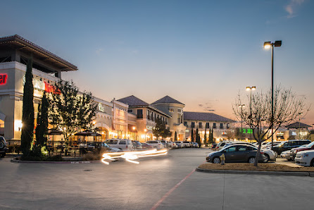 The Shops at La Palmera photo 6