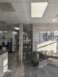 Uptown Square photo 2