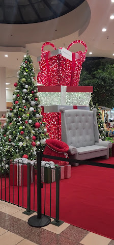 Francis Scott Key Mall photo 3