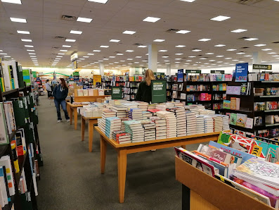 Surprise Marketplace photo 2