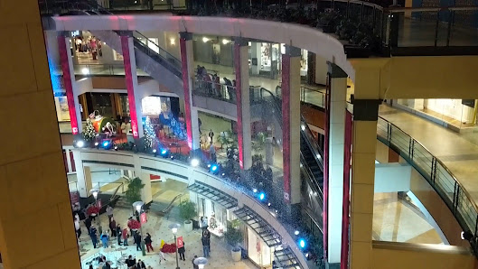 Pacific Place photo 3