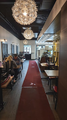 Broadmoor Heritage plaza photo 2