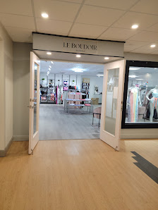 Churchill Square photo 2