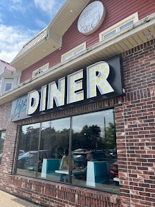 Churchill Square photo 4