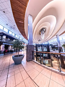 CF Chinook Centre photo 6