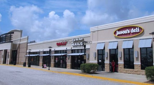 Woodmere Crossing photo 1