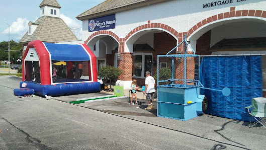 Saratoga Square photo 1