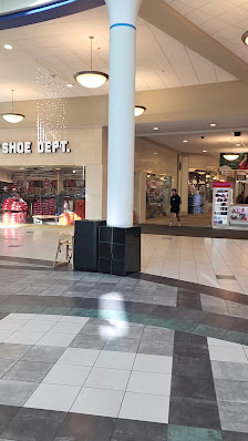 Quintard Mall photo 3