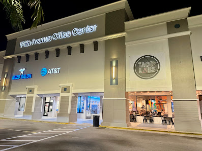 Fifth Avenue Shops photo 1