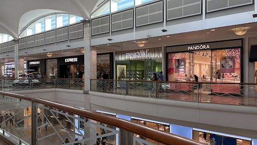 Lenox Square photo 4