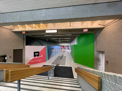 Winnipeg Square photo 1