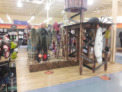 North Rivers Towne Center photo 4