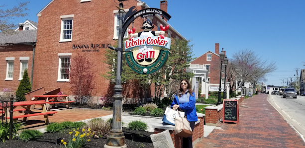 35 Main Street Outlet photo 1