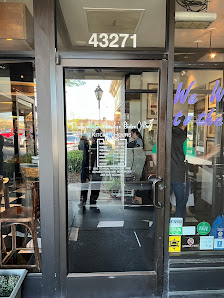 Springfield Town Center photo 2