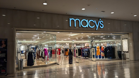 Bridgewater Commons photo 4