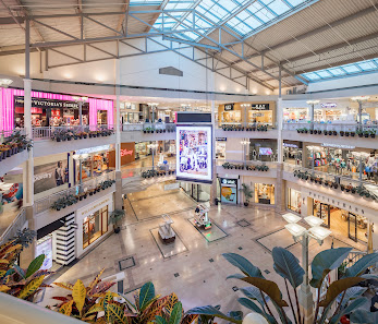 Bridgewater Commons photo 6