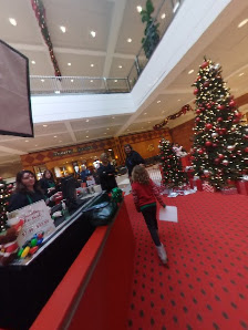 Westroads Mall photo 8