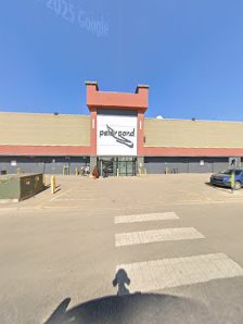 Peter Pond Mall photo 4