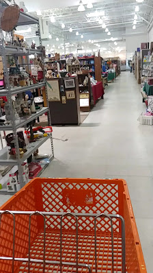 Clarksville Peddlers Mall photo 3