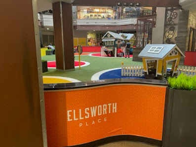 Ellsworth Place photo 6