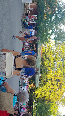 Utica Square photo 3