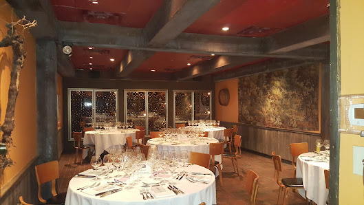 Utica Square photo 6