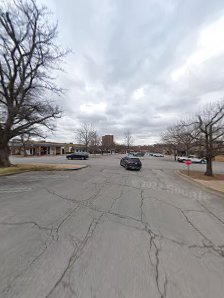 Utica Square photo 7