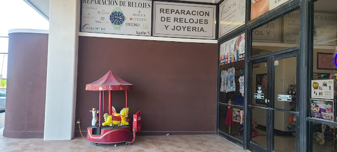 Greyhound Plaza Mall photo 4