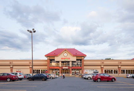 Carrefour Charlesbourg photo 1