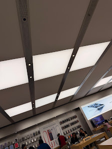 Cumberland Mall photo 2