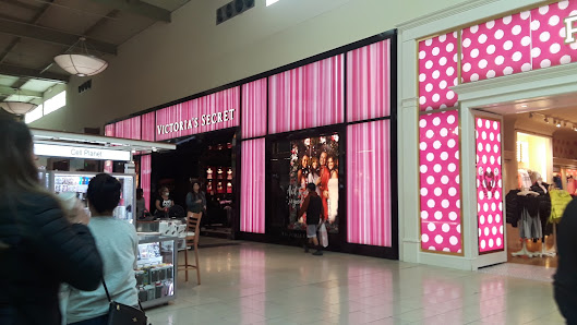 Fashion Fair photo 4