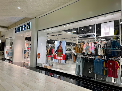 Holyoke Mall photo 4