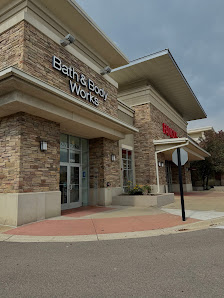 Fairlane Green photo 1