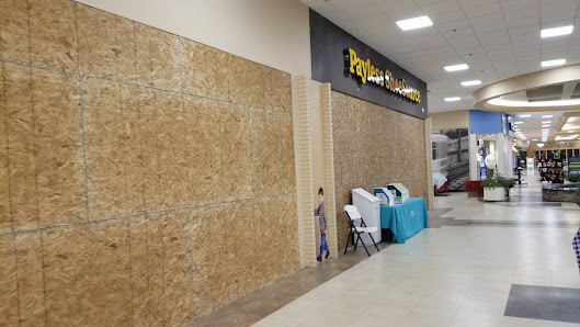 Cross County Mall photo 2