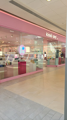 CF Masonville Place photo 4