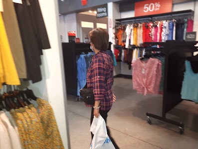 King's Crossing Fashion Outlet photo 2