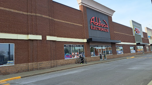 SmartCentres Montréal photo 1