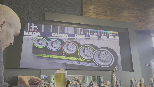 SmartCentres Montréal photo 3