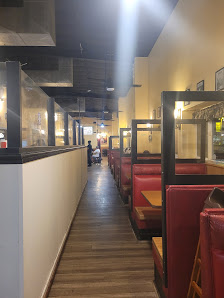 Manono Street Marketplace photo 2