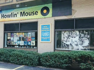 Stony Brook Plaza photo 1