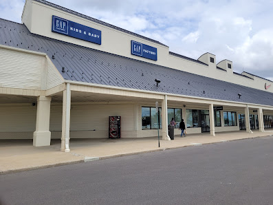 St. Louis Premium Outlets photo 1