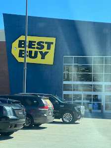 Lindbergh Plaza photo 1