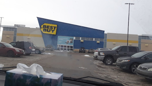 RioCan Meadows photo 1