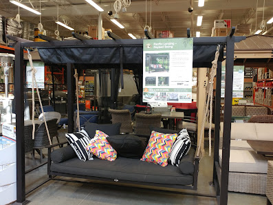 RioCan Meadows photo 4