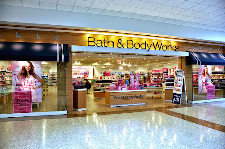 Crossroads Mall photo 4