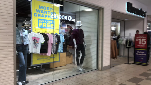 Royalty Crossing photo 3